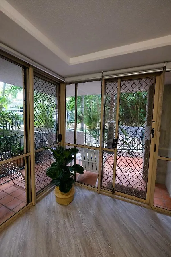 Apartment Sanctuary Beach Retreat Gold Coast